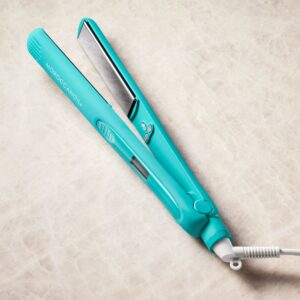 Perfectly Polished Titanium Flat Iron